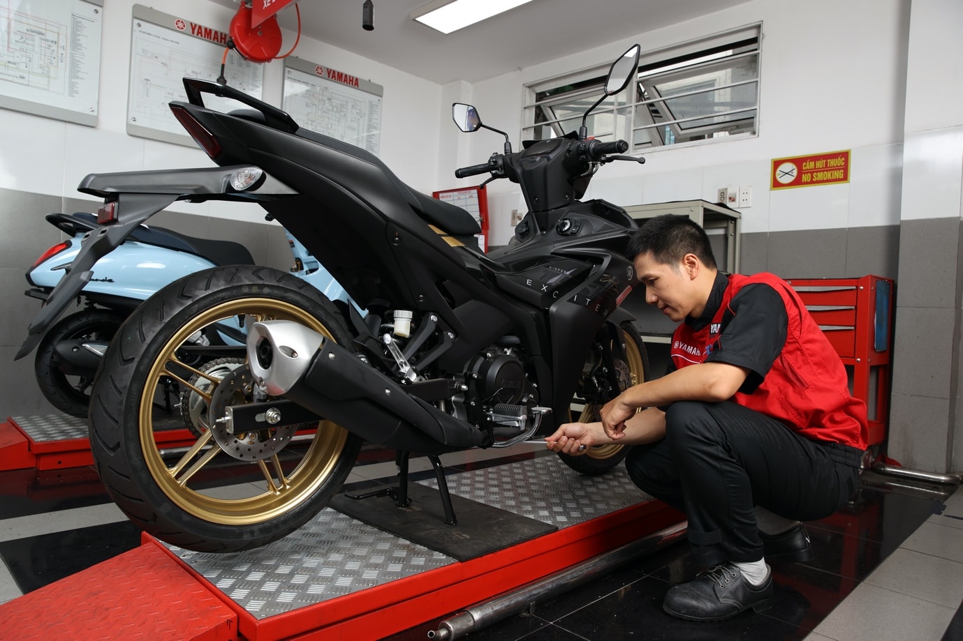 sửa xe máy yamaha