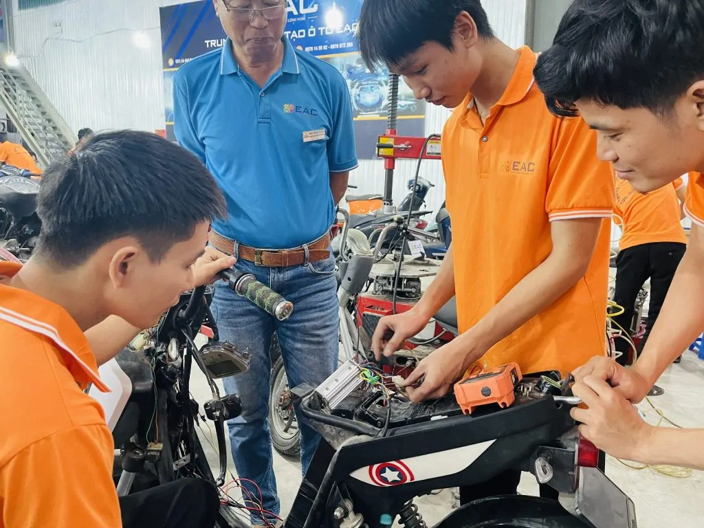 sửa xe điện