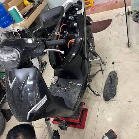 sửa xe máy điện